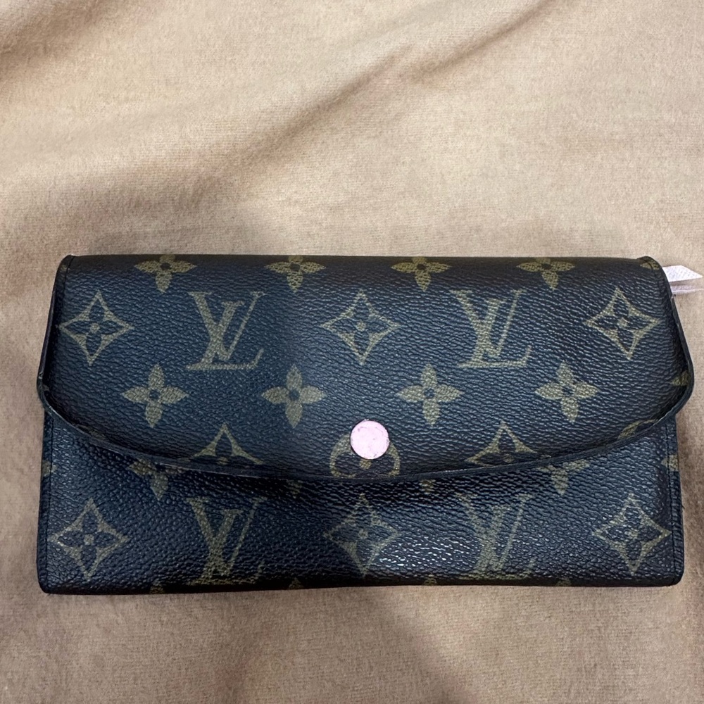 LV MONO PINK INTERIOR